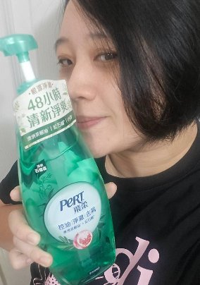 每天都要洗頭的我，最近愛上這種清爽洗感~飛柔《雙重植粹控油淨澈洗髮露》