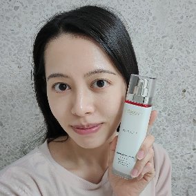 巴黎萊雅 活力緊緻專研抗皺修護精華乳，輕盈保濕無負擔~