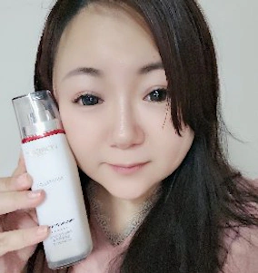 巴黎萊雅活力緊緻專研抗皺修護精華乳讓我的肌膚的毛孔和細紋慢慢消失了
