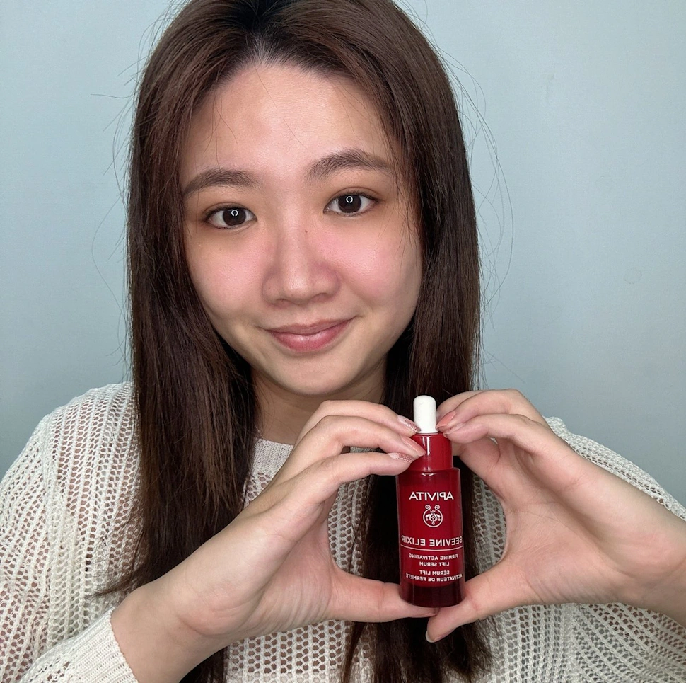 來自希臘的保養品牌#APIVITA 膠原緊緻彈潤精華#彈力小紅瓶  火熱開箱