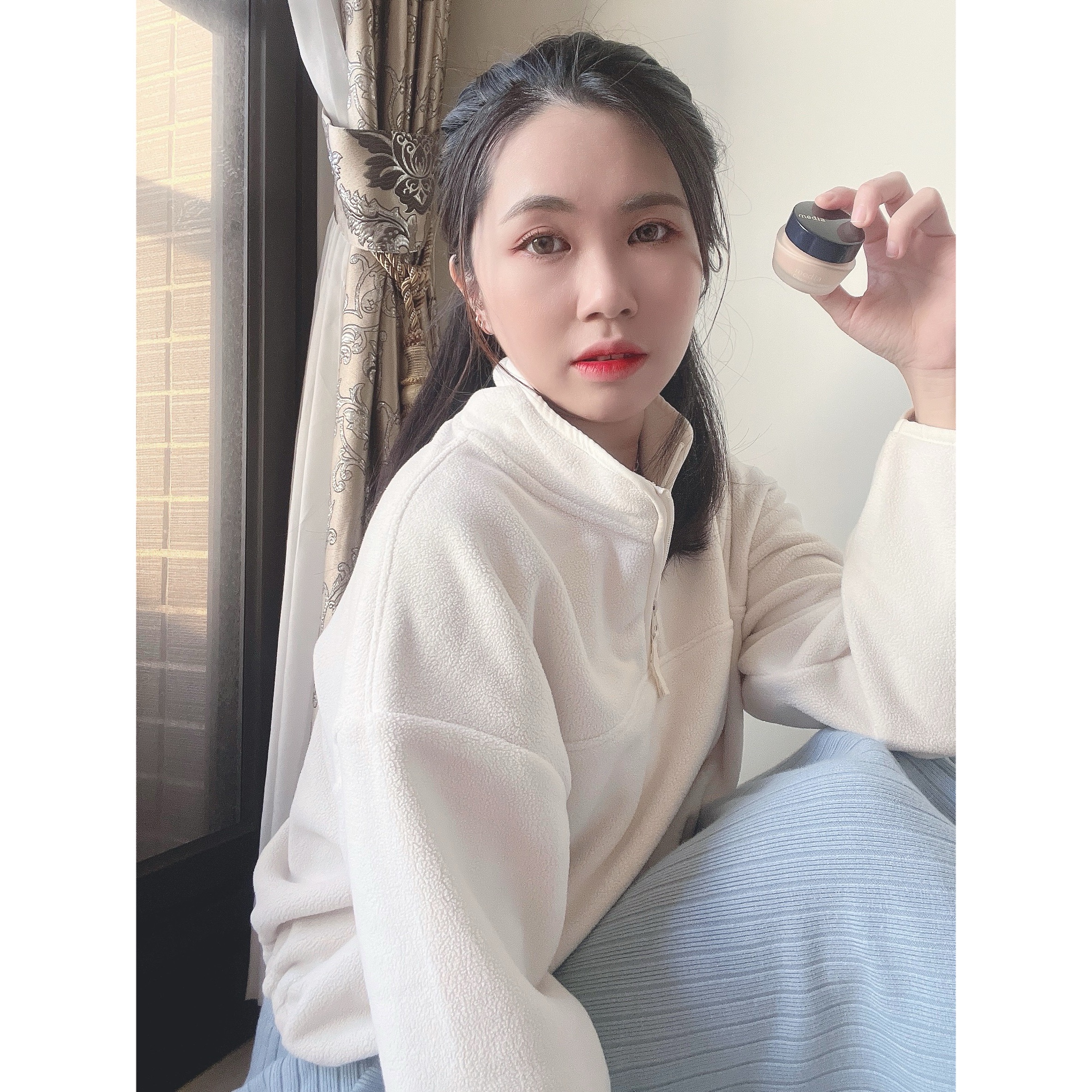 媚點-極上粉嫩保濕粉底霜 好推勻輕盈不粘膩