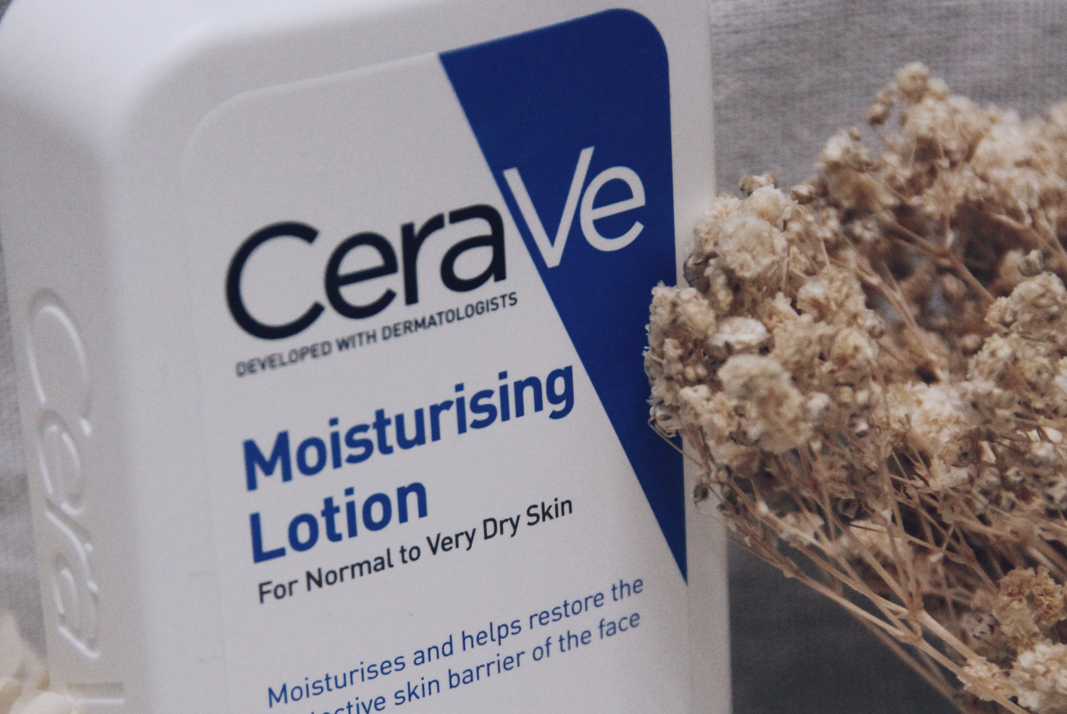 CeraVe適樂膚長效清爽保濕乳修護效果真的非常驚人！