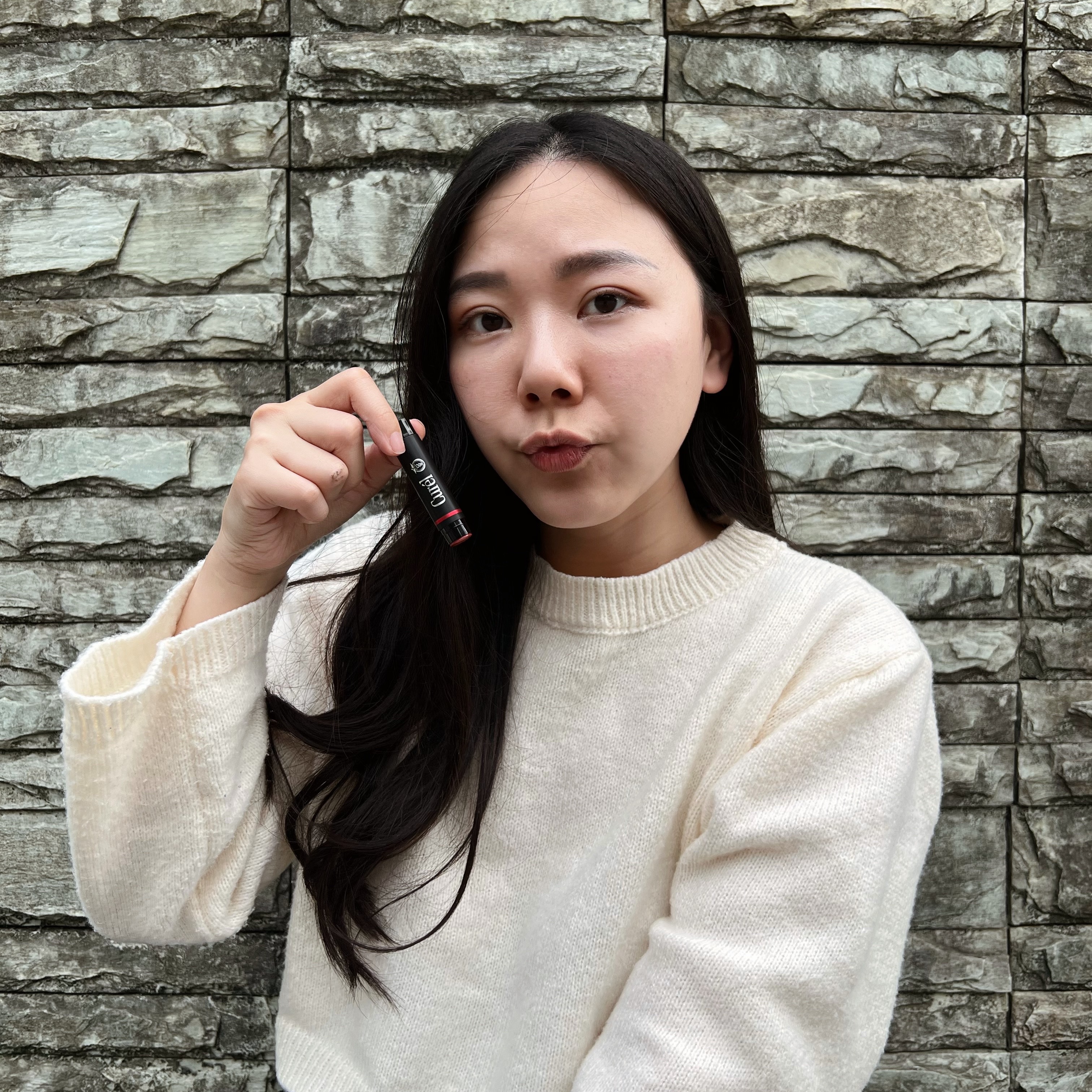 潤浸保濕光透勻彩潤唇膏-我維持氣色的小秘密👄
