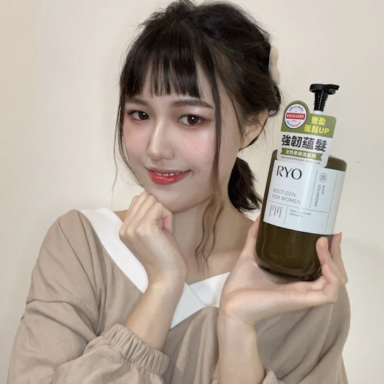 蝦皮🦐寄送來了RYO呂的洗髮精，試用幾天完全愛上！