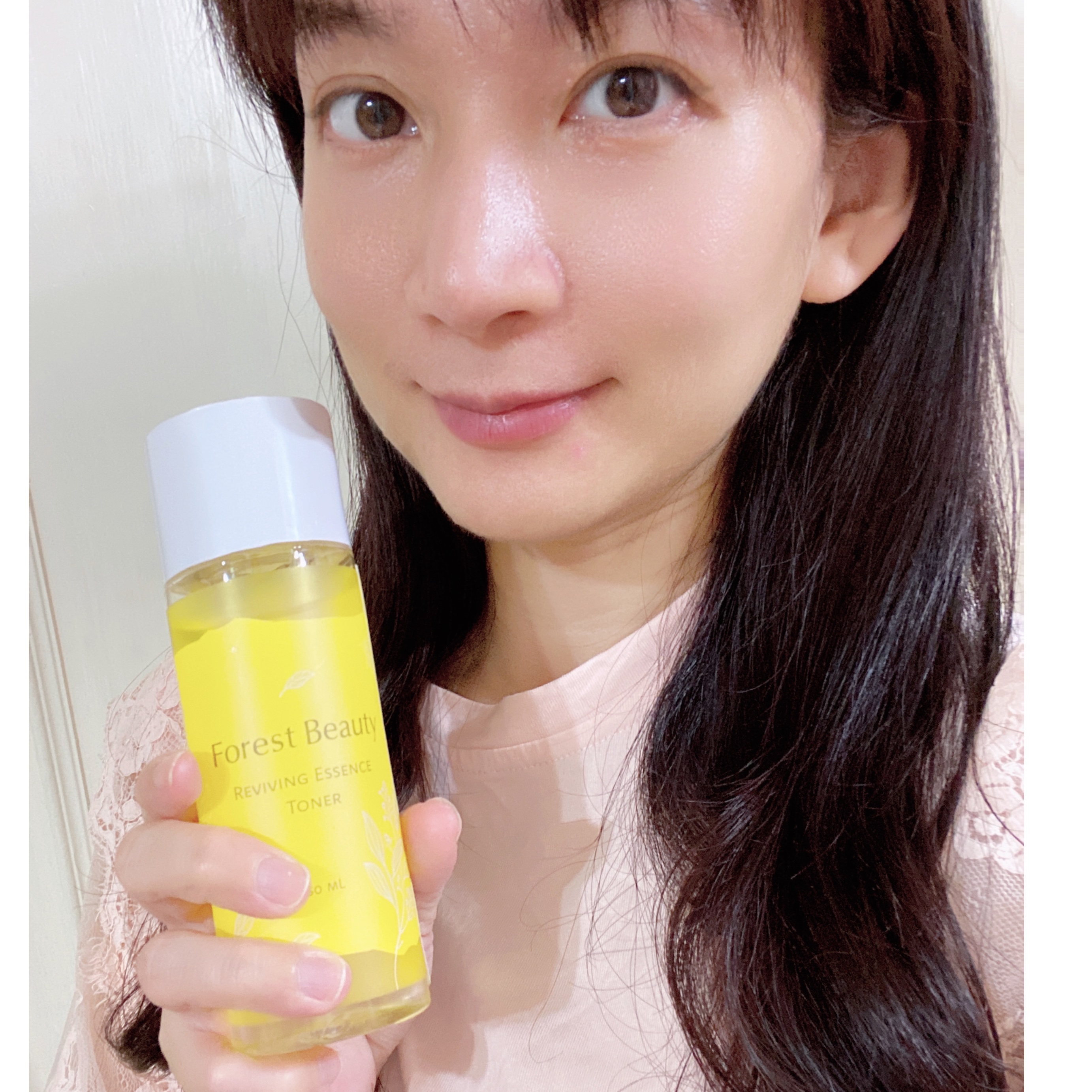 氧顏森活高效彈嫩兒茶素精華露讓膚況變好了