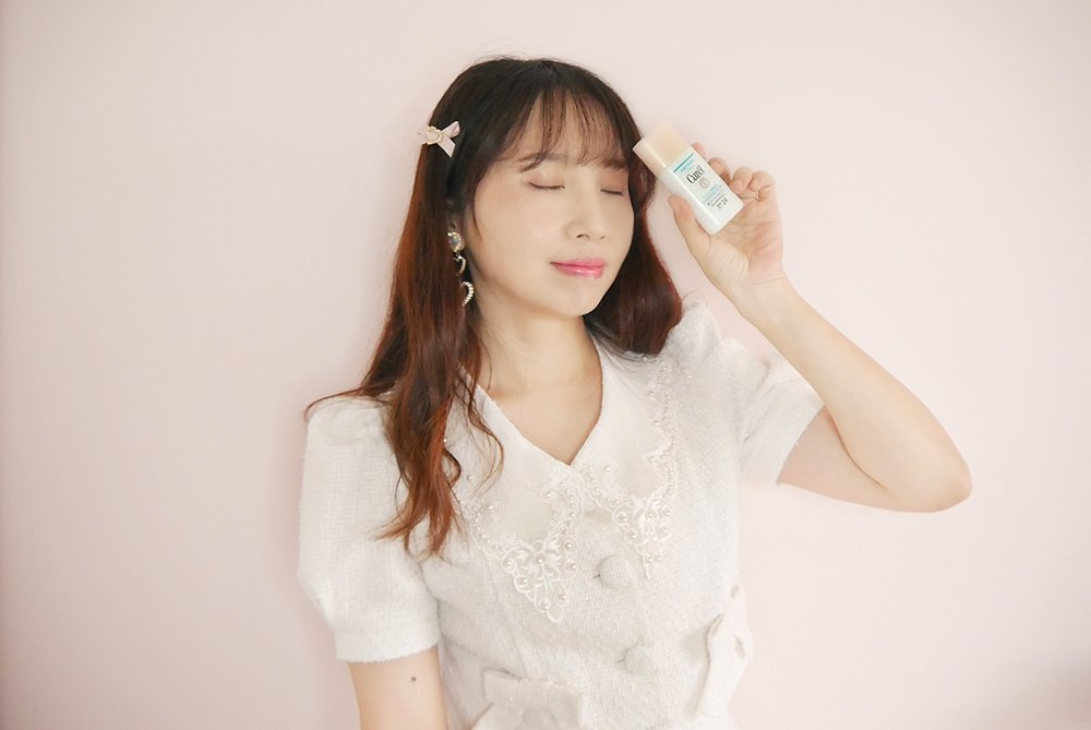 肌膚透亮的秘密!Curél珂潤-潤浸保濕勻色隔離防曬乳