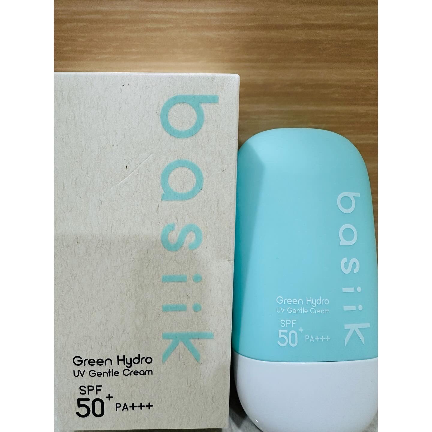 basiik微生平衡清爽物理防曬乳SPF50+ PA+++