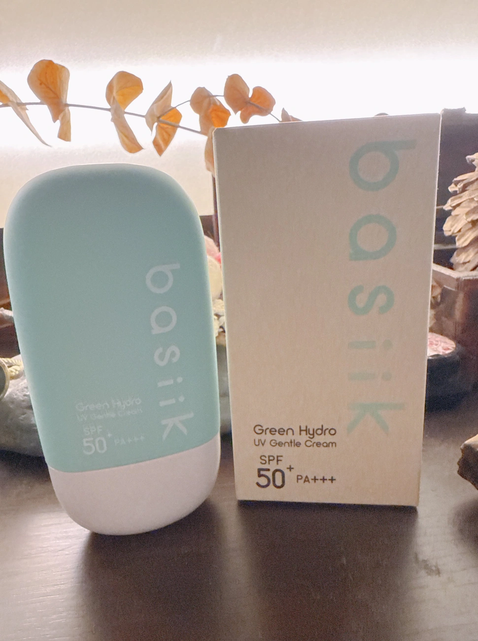 **夏天防曬必備！ basiik 微生平衡清爽物理防曬乳實測超驚艷！💖