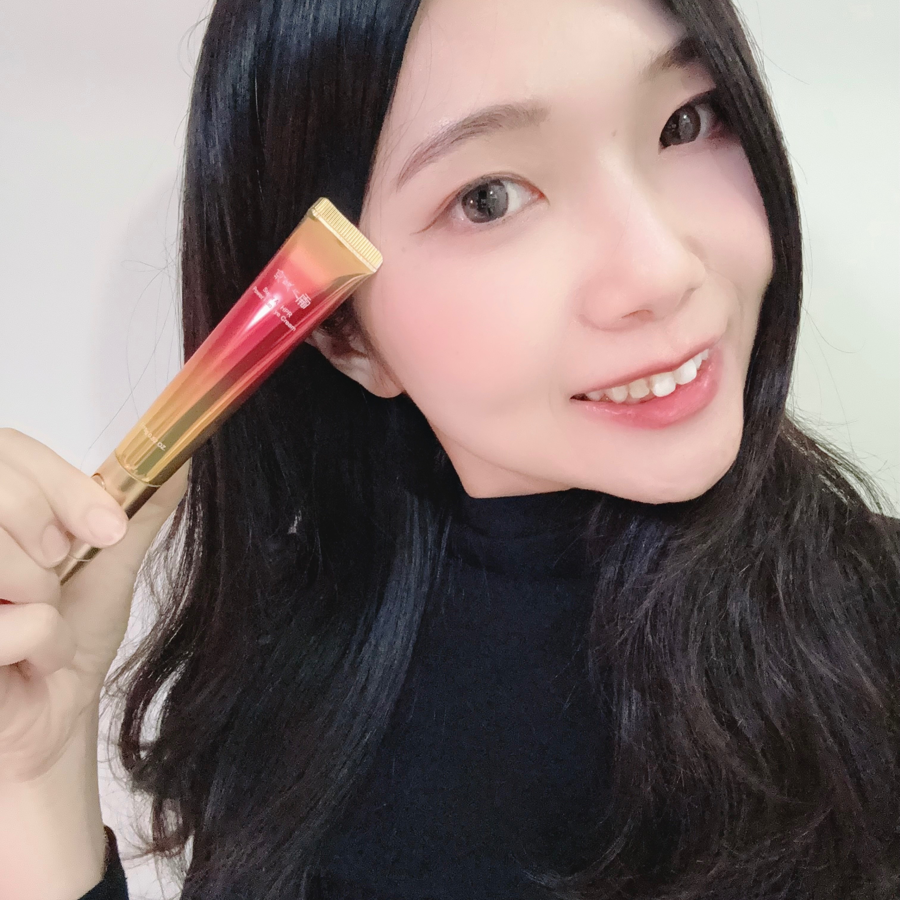 京城之霜「#動能電眼霜」7天把紋路震跑！