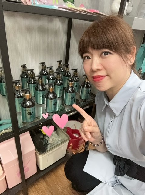 【台灣之光/默默熱銷的好產品/洗髮精界的愛馬仕/洗髮精】DAYI 大奕化妝品 烏竹萃取三倍高濃縮洗髮精~