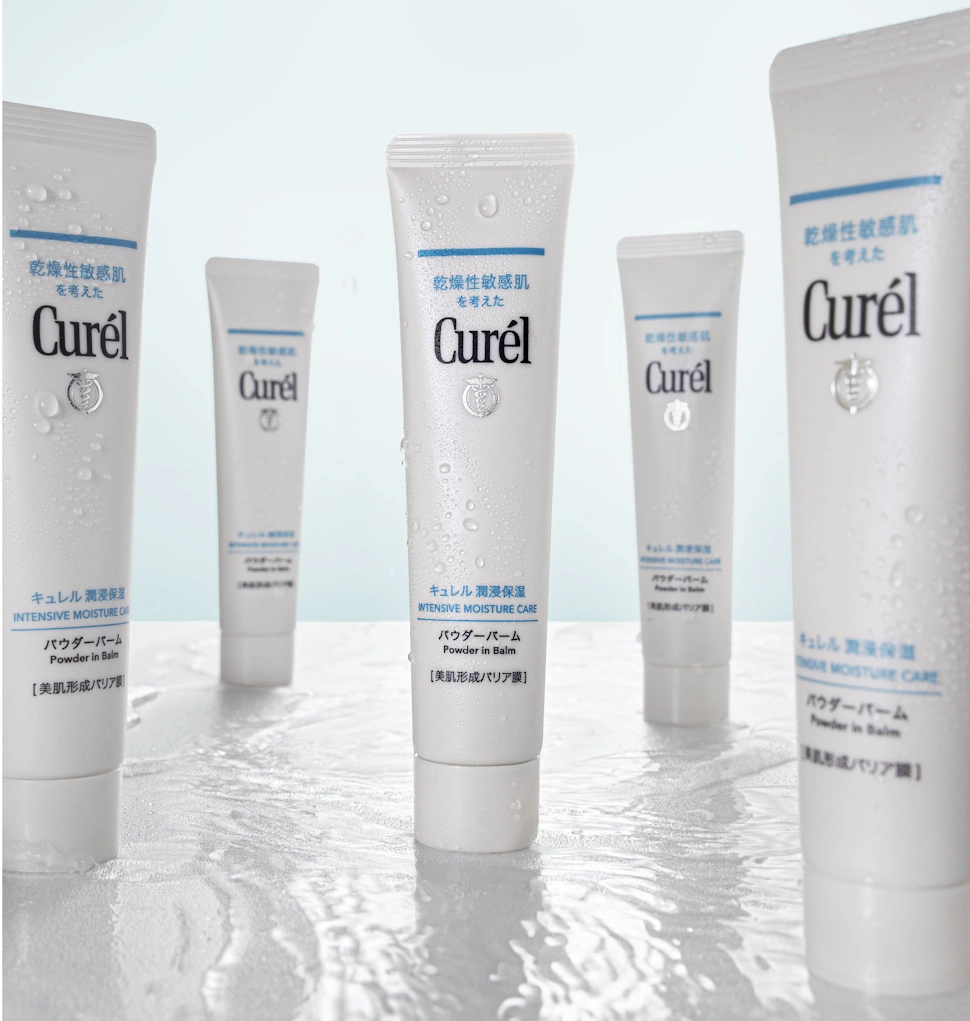 夏天毛孔油光OUT！Curél吸油保濕柔焦霜打造滑嫩濾鏡肌