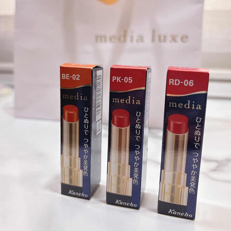 💄 媚點水灩光唇膏
