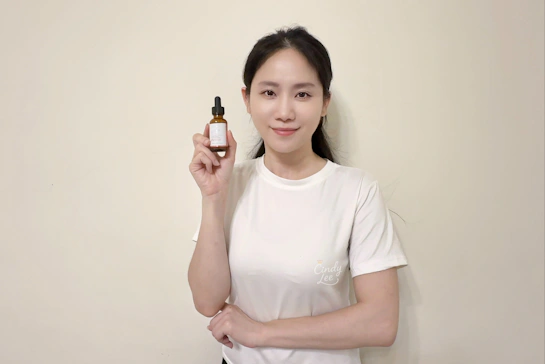 [保養]JS婕洛妮絲【液態三重酸煥膚精華】Cindy開箱