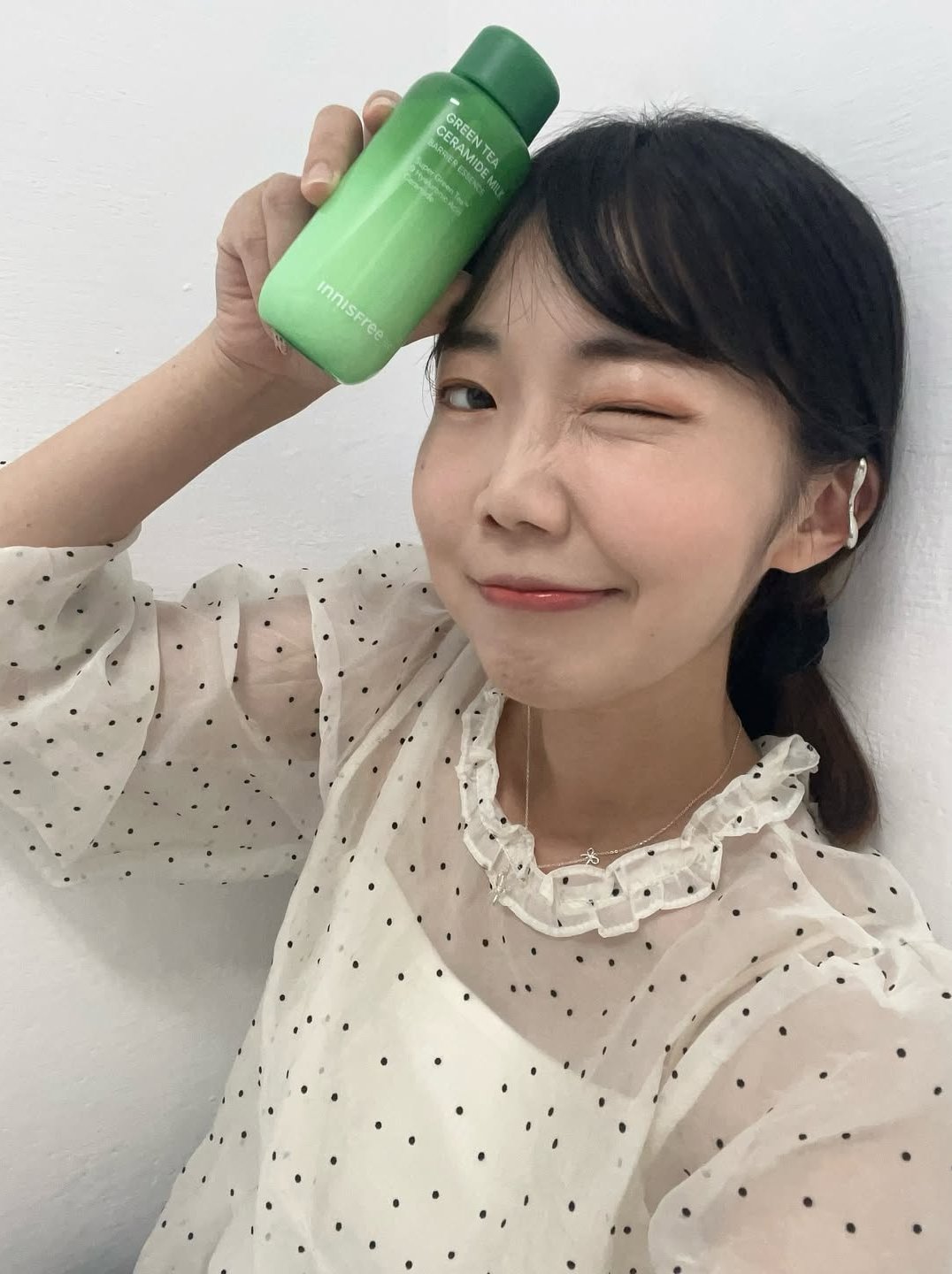 一直被Innisfree的牛奶水廣告打中真的好燒～～