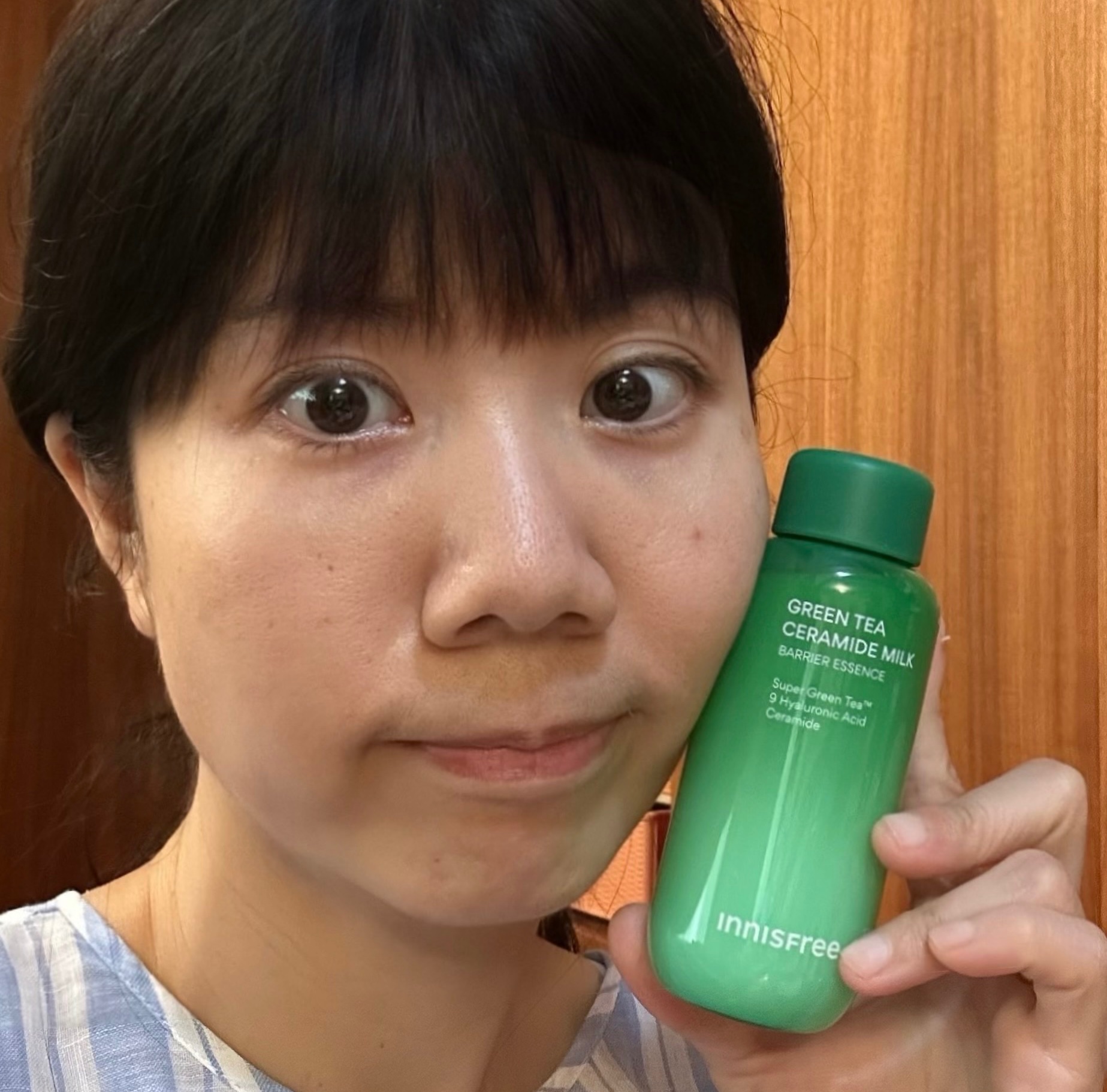 INNISFREE綠茶神經醯胺牛奶水精華～讓肌膚白皙水嫩