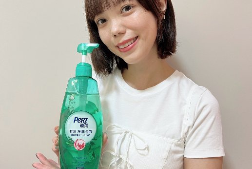 飛柔 雙重植萃控油淨澈洗髮露 還我髮絲柔順清新！