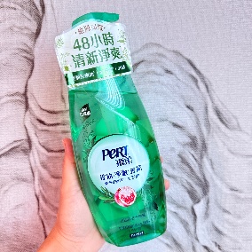 飛柔《雙重植粹控油淨澈洗髮露》蓬鬆光澤一瓶搞定