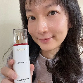 巴黎萊雅活力緊緻專研抗皺修護精華乳緊緻毛孔淡化細紋