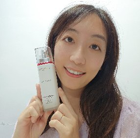 『縮毛孔＋拉輪廓＋掃暗沉』的開架神級乳液-巴黎萊雅【活力緊緻專研抗皺修護精華乳】