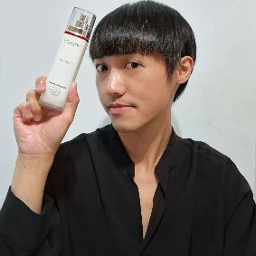 《巴黎萊雅活力緊緻專研抗皺修護精華乳》輕潤抗老新法寶