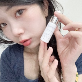 「貝膚黛瑪的 12%超級C酸激光煥膚精華」，一用真的有被驚艷到！